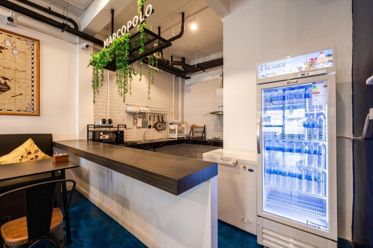 Marco Polo Phuket Poshtel & Bistro Hostel Bagian luar foto