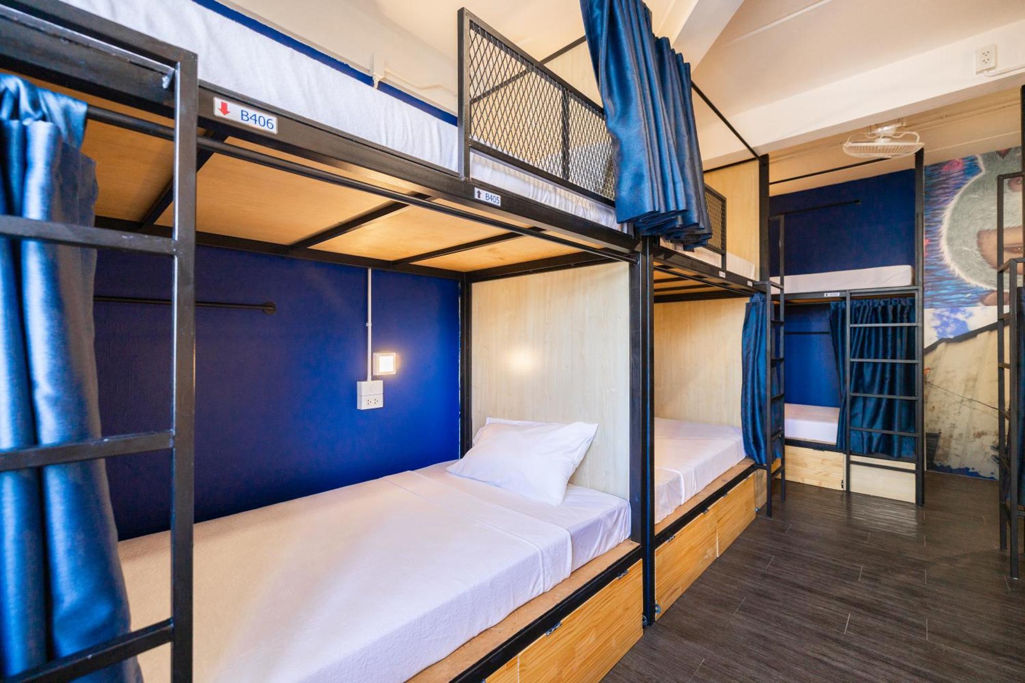 Marco Polo Phuket Poshtel & Bistro Hostel Ruang foto