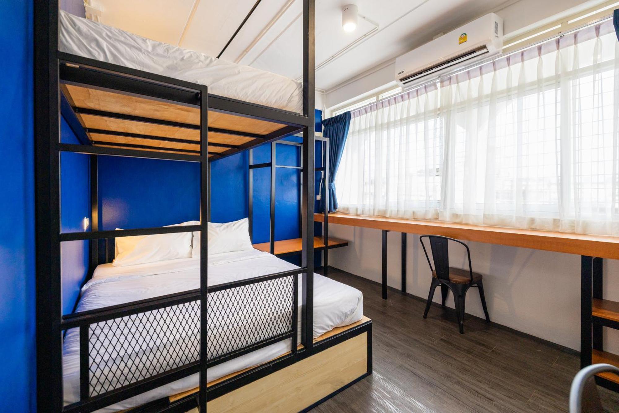 Marco Polo Phuket Poshtel & Bistro Hostel Ruang foto